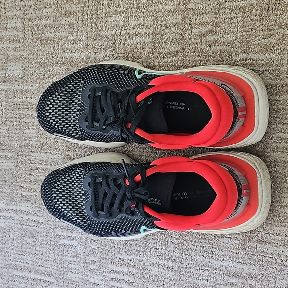 Nike ZoomX Invincible flyknit - Picture 4 of 5